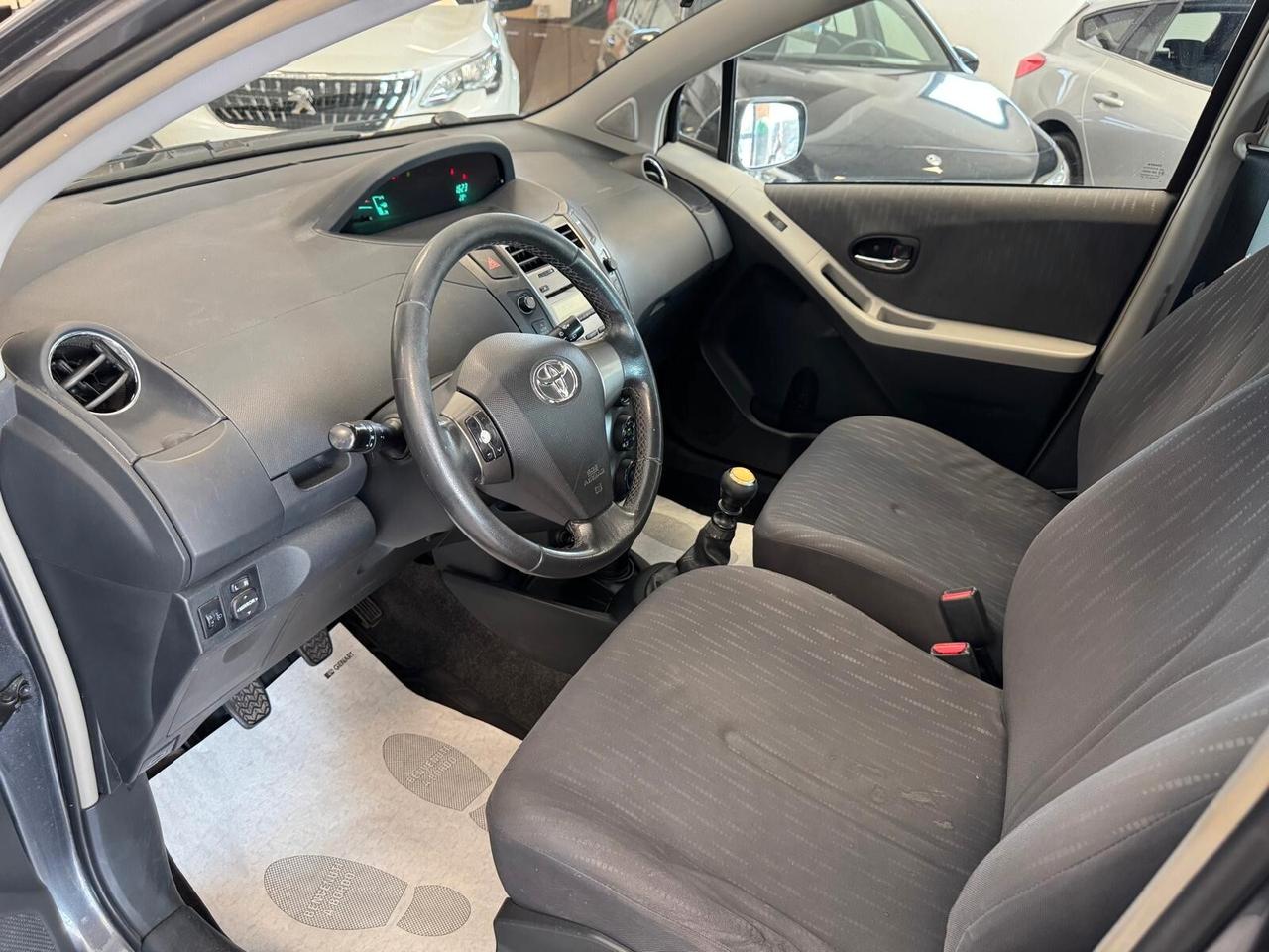 Toyota Yaris 1.3 5 porte Sol