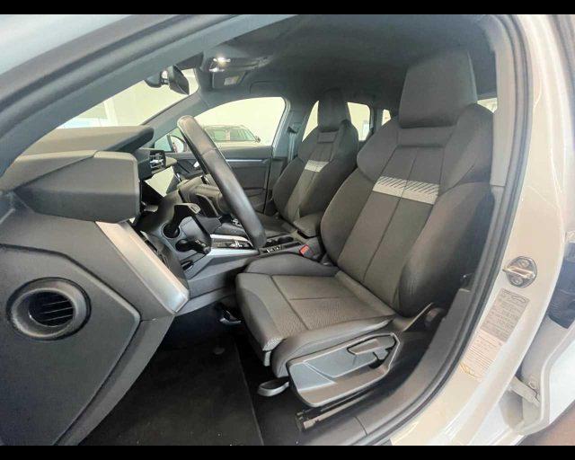 AUDI A3 SPB 30 g-tron S tronic S line edition