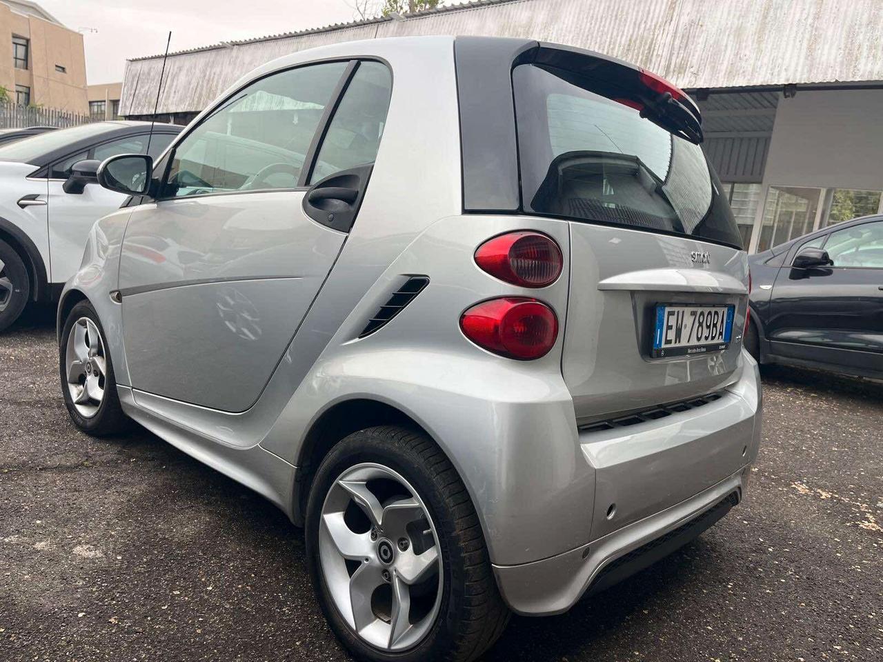 Smart ForTwo 1000 52 kW MHD coupé pulse