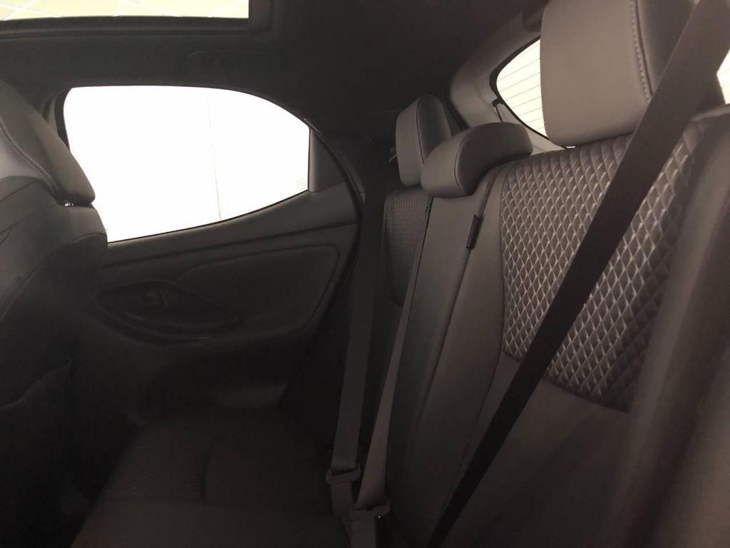 Toyota Yaris 1.5 VVT-iE Hybrid Lounge E-CVT