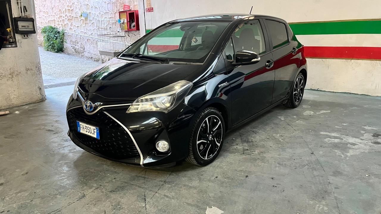 Toyota Yaris Trend red edition full optional