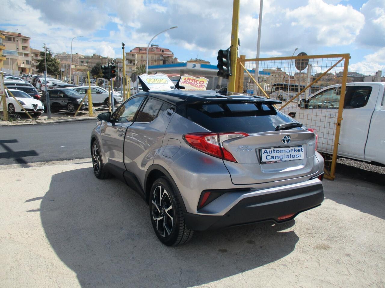 Toyota C-HR 1.8 Hybrid MOLTO BELLA 2018