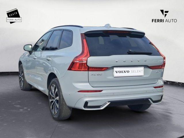 VOLVO XC60 B4 automatico Plus Dark