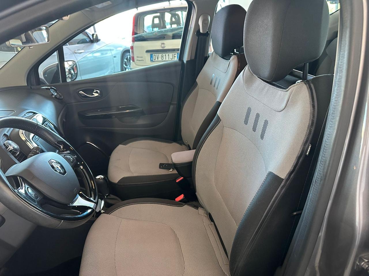 Renault Captur 1.5 dCi 8V 90 CV CAMBIO AUTOMATICO
