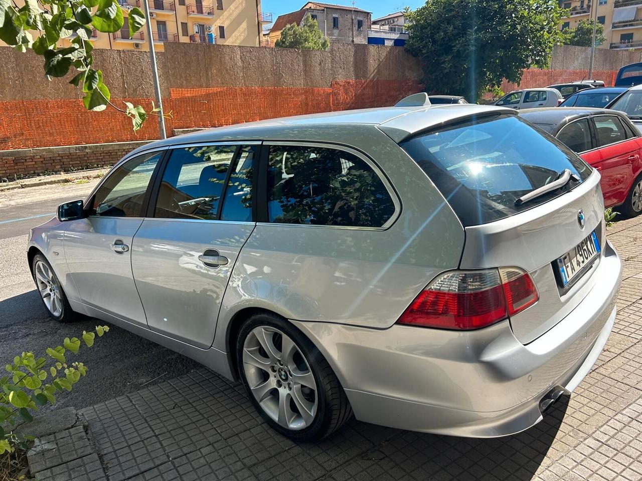 Bmw 530 Xdrive 3.0 231 cv station wagon