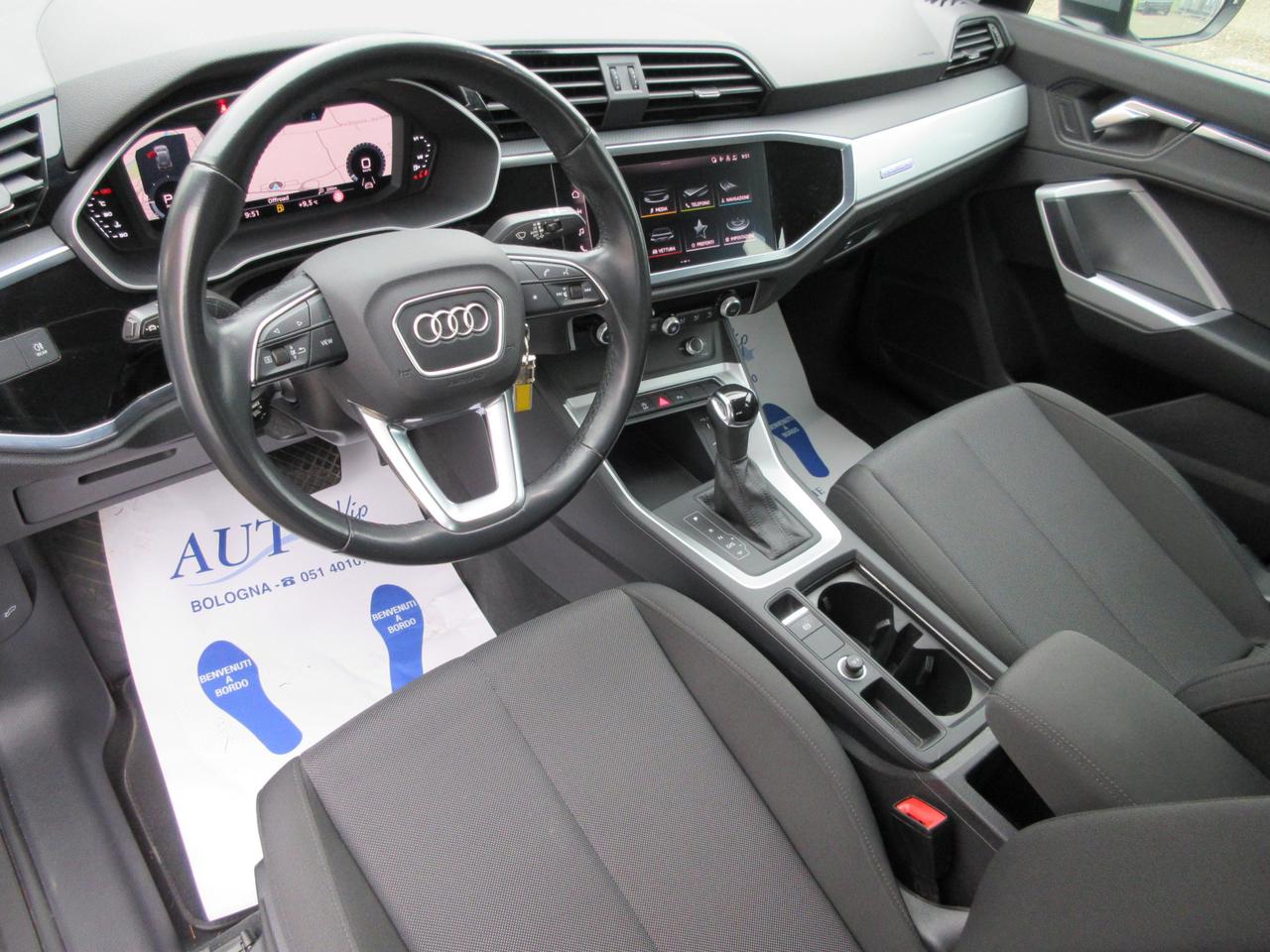 Audi Q3 35 2.0 tdi Business quattro s-tronic