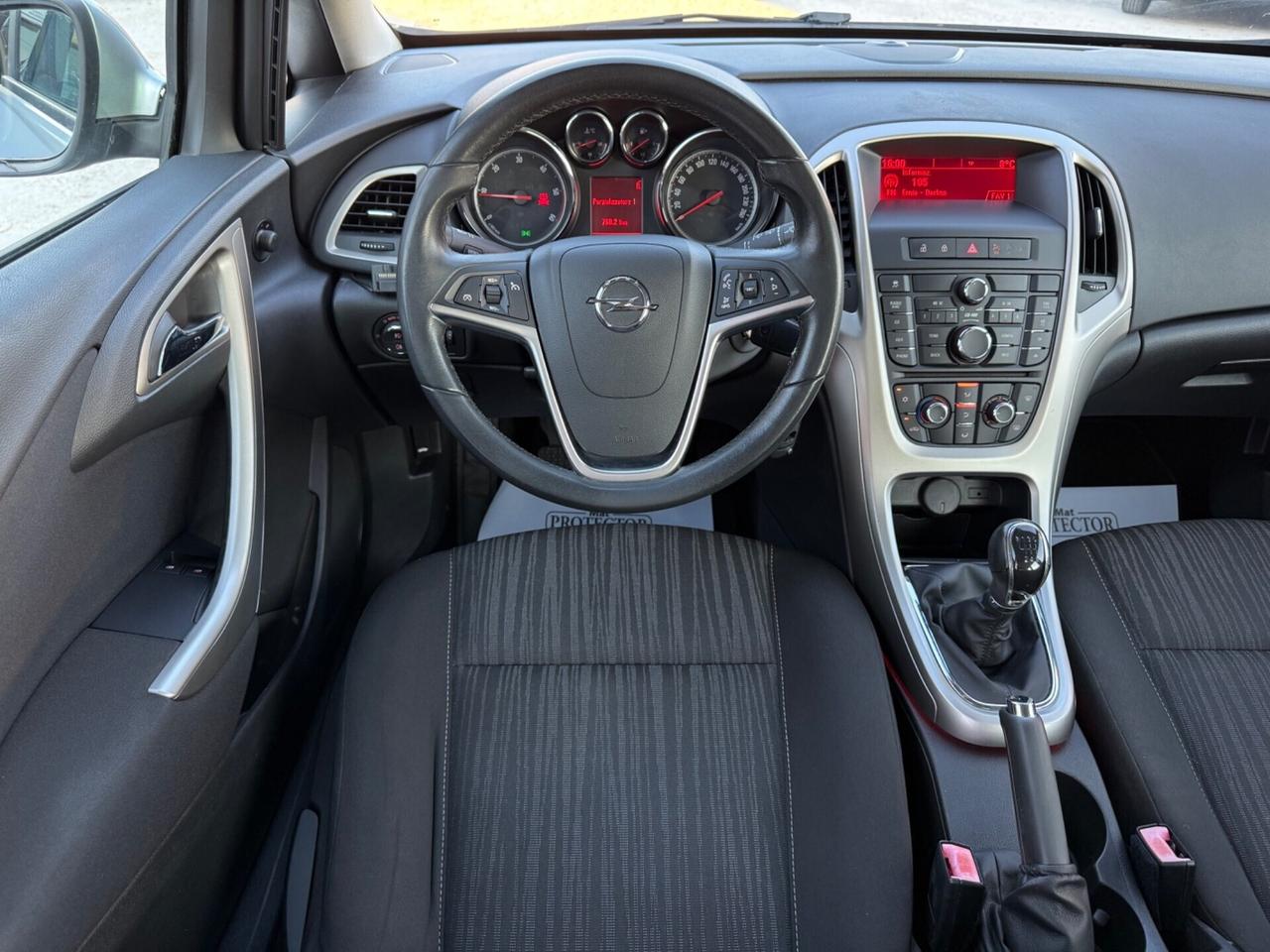 Opel Astra 1.7 CDTI 125CV Sports Tourer Cosmo UNIC