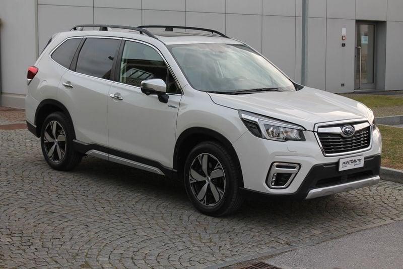 Subaru Forester 2.0 e-Boxer MHEV Lineartronic Premium