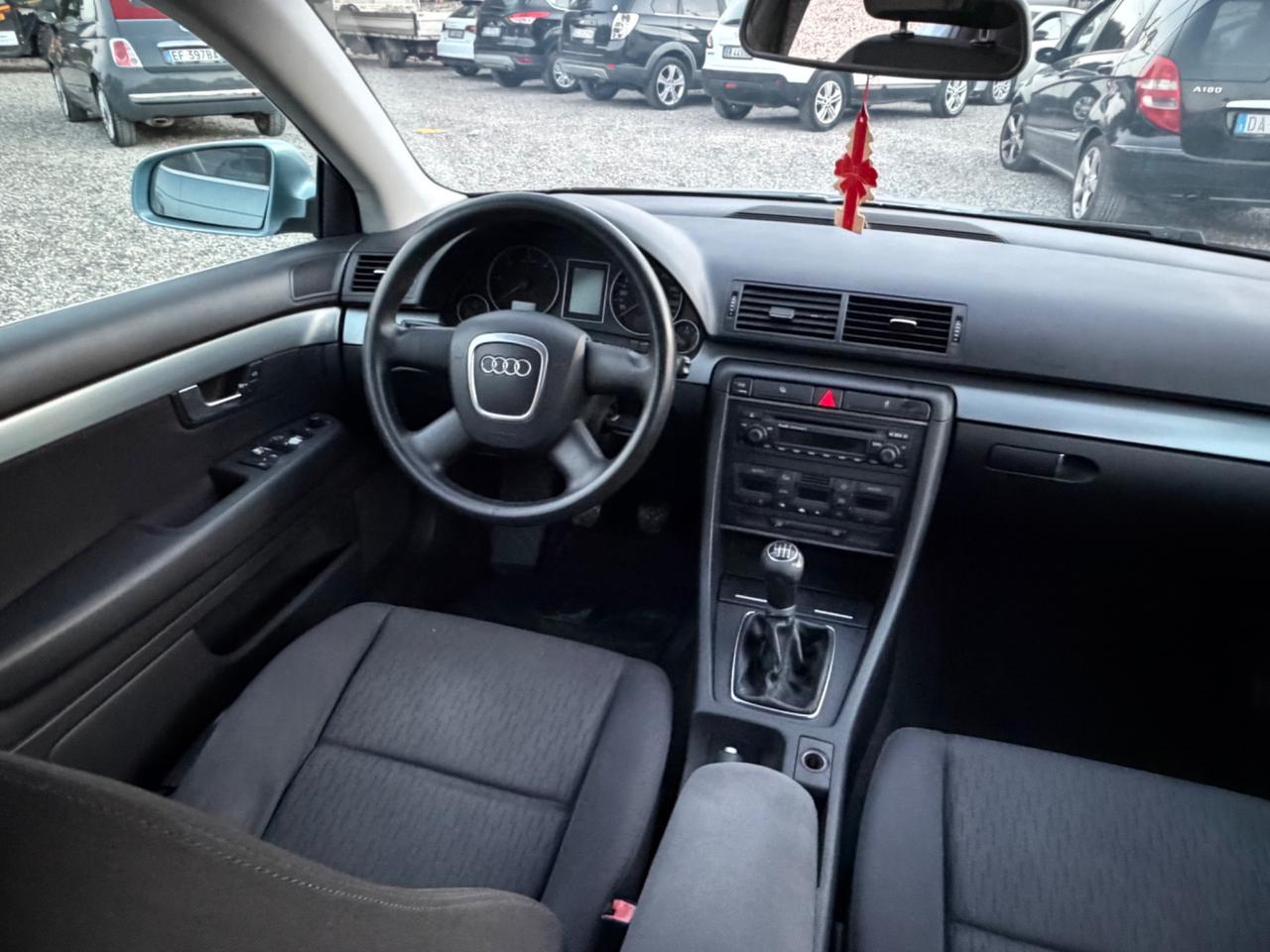 Audi A4 2.0 16V TDI Avant Top