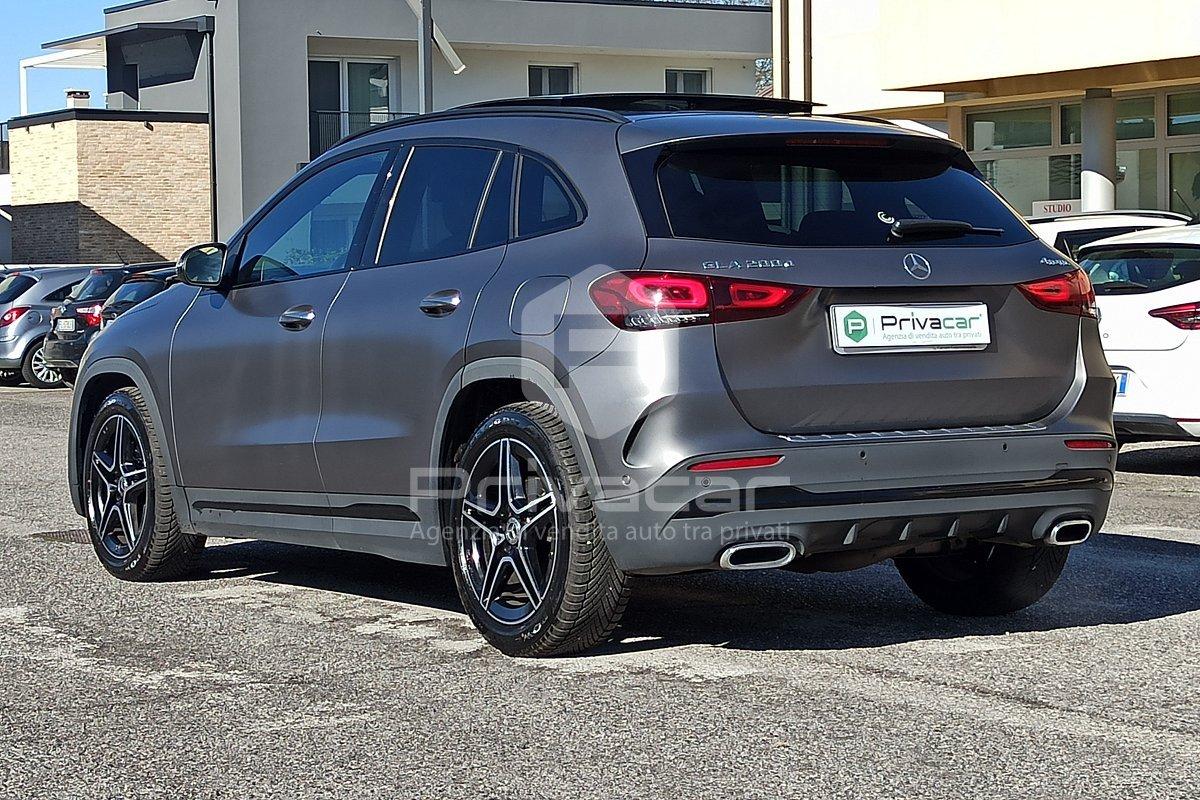 MERCEDES GLA 200 d Automatic 4Matic Premium