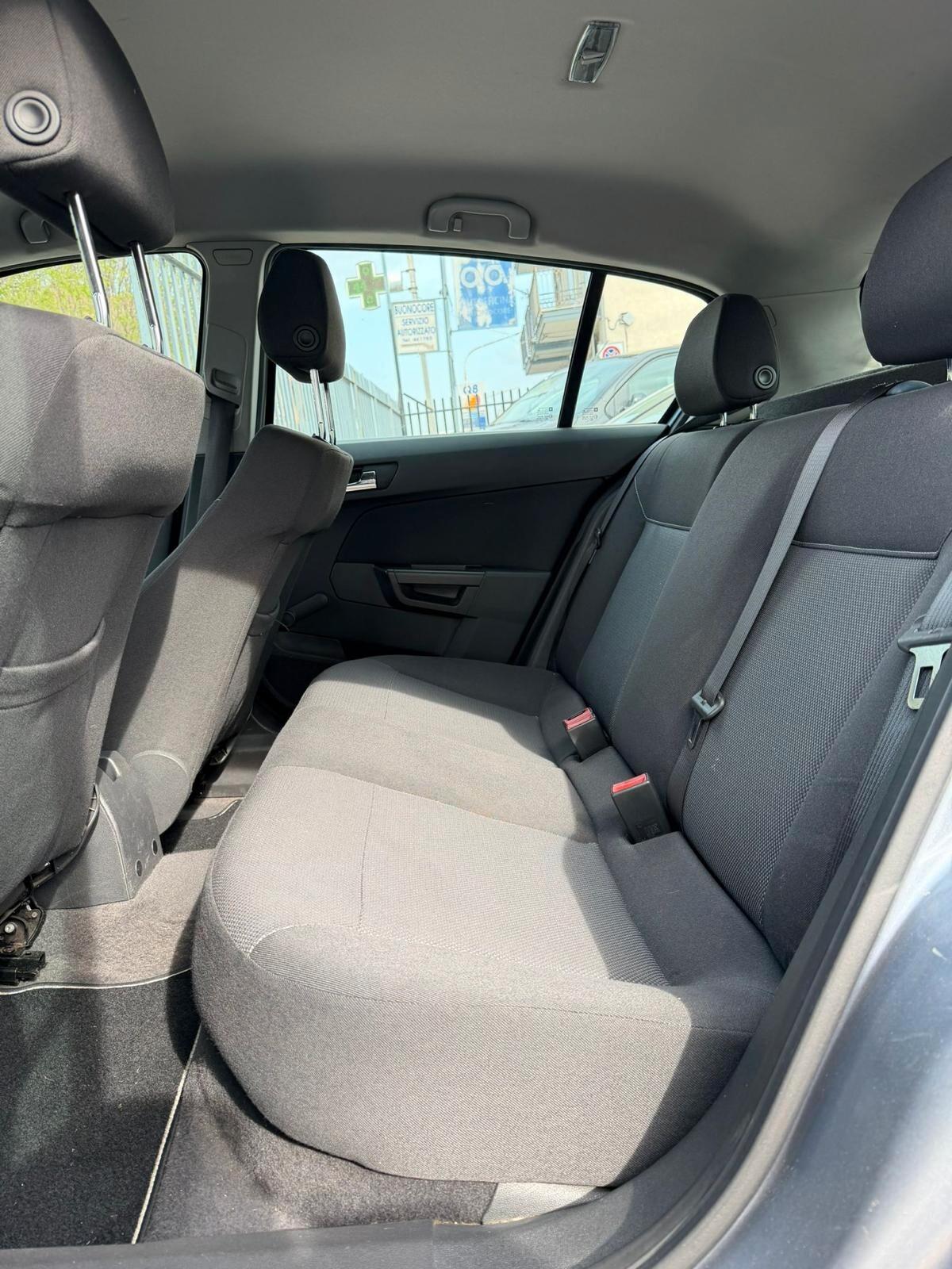 Opel Astra 1.4 Turbo 140CV 5 porte Cosmo