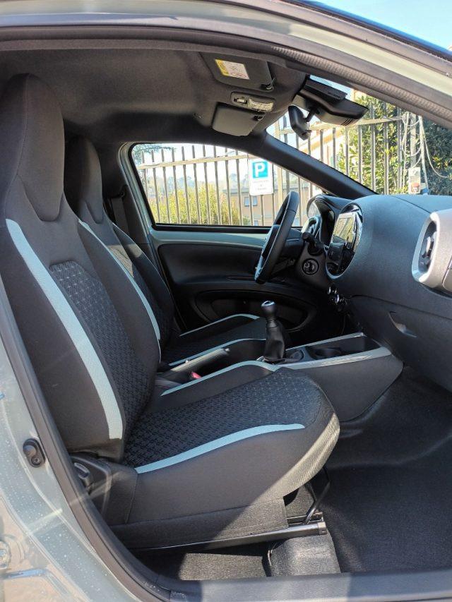 TOYOTA Aygo X 1000 VVT-I TREND 72CV 5P CARPLAY CAM"17 ITALIA