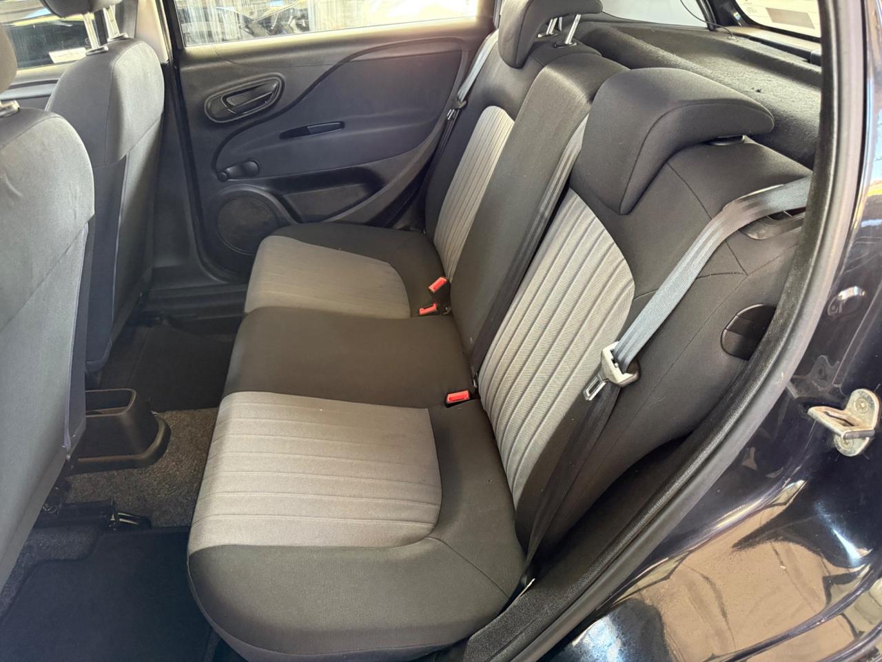 Fiat Punto 1.2 8V 5 porte Street