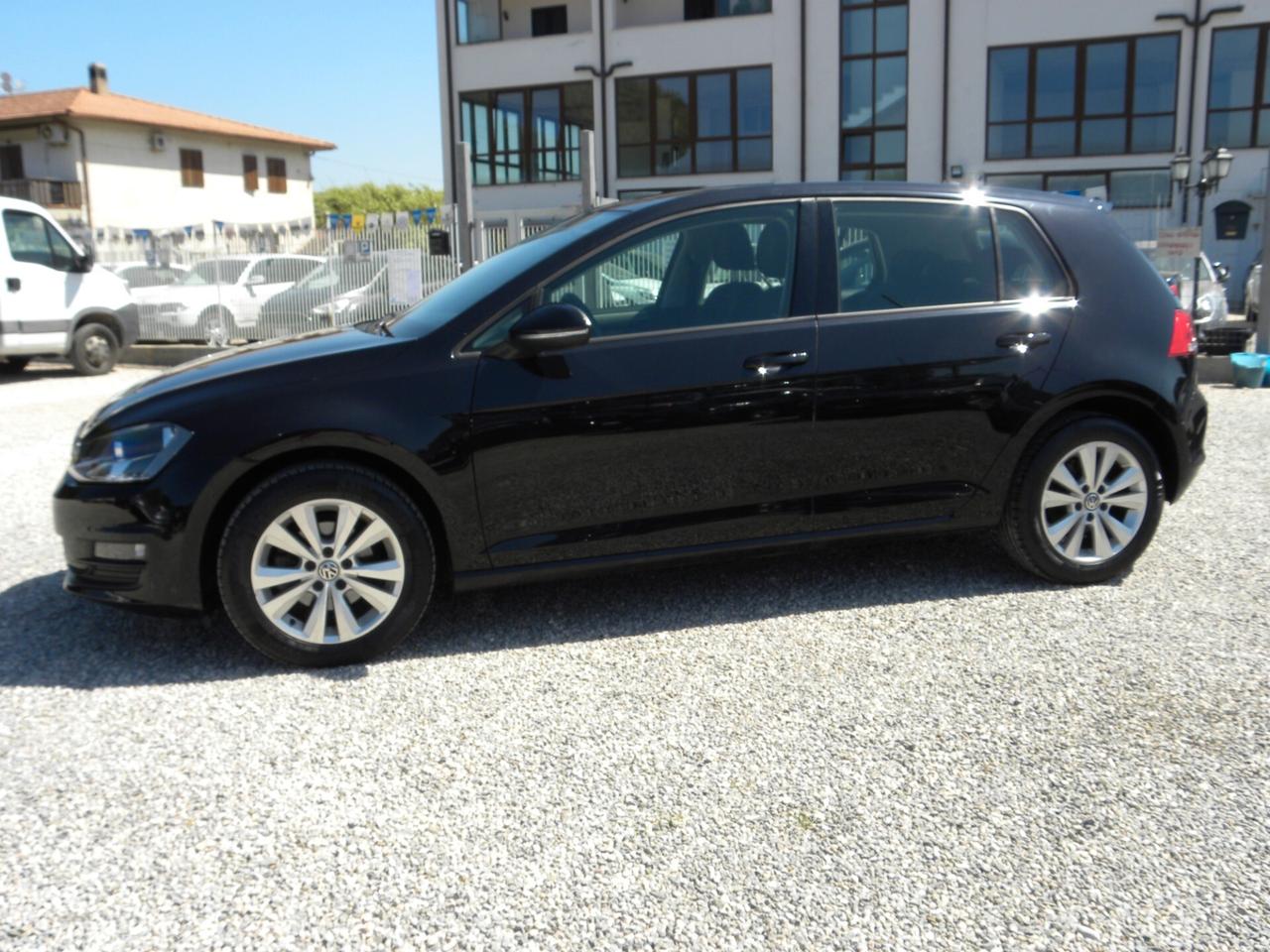 Volkswagen Golf 7 - 1.6 TDI 5p. Comfortline BlueMotion Technology CLIMA CERCHI CRUISE LED PDC