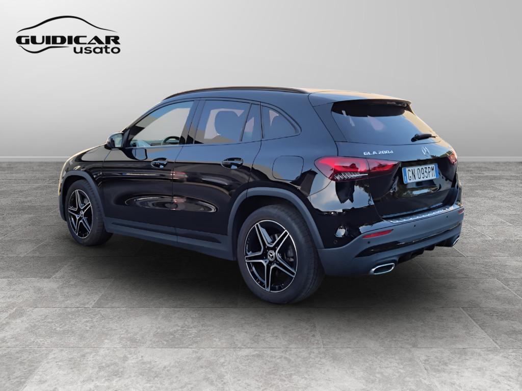 Mercedes-Benz GLA-H247 2020 - GLA 200 d Premium 4matic auto