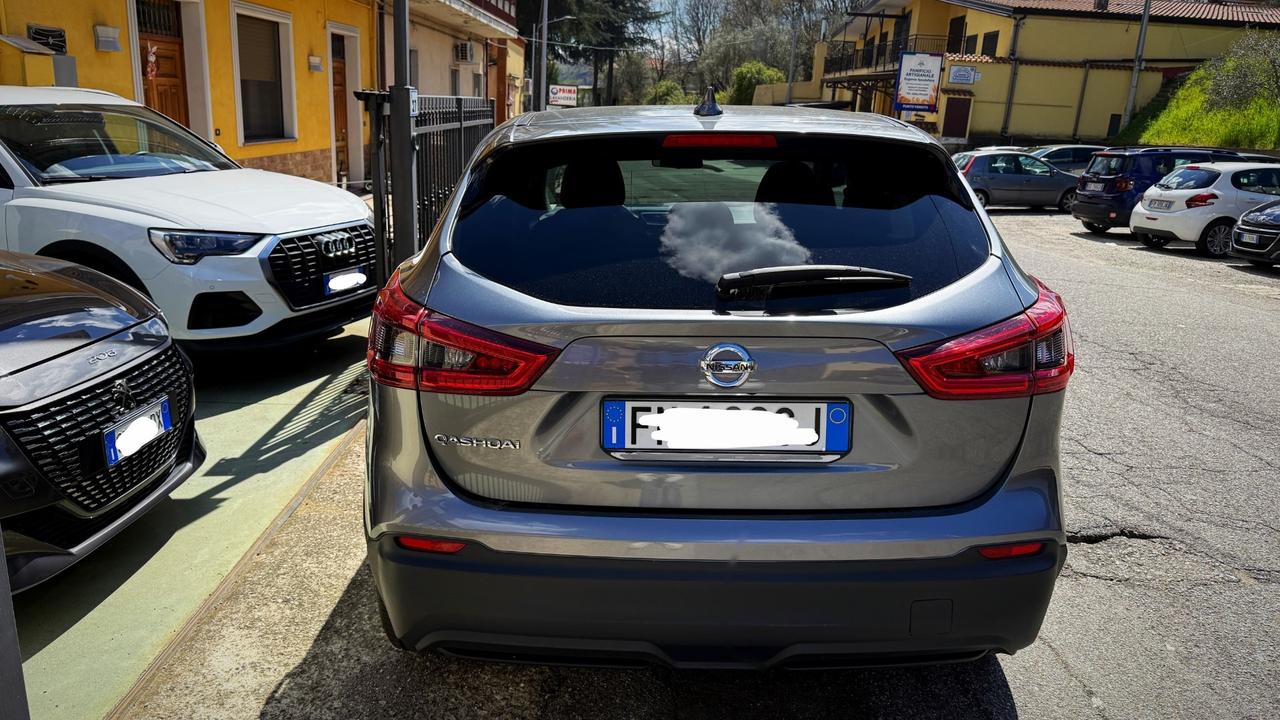 Nissan Qashqai 1.5 dCi Business - 11/2017