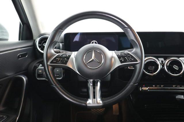 MERCEDES-BENZ A 180 A 180 d Automatic Progressive Advanced