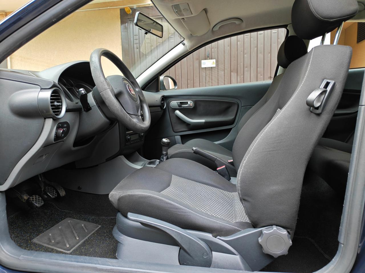 Seat Ibiza 1.4 BENZINA 85cv / 121.000km