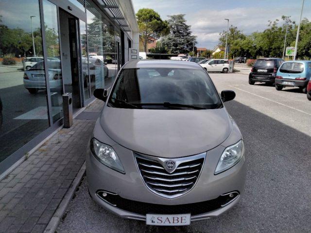 LANCIA Ypsilon 1.2 69 CV 5 porte Platinum
