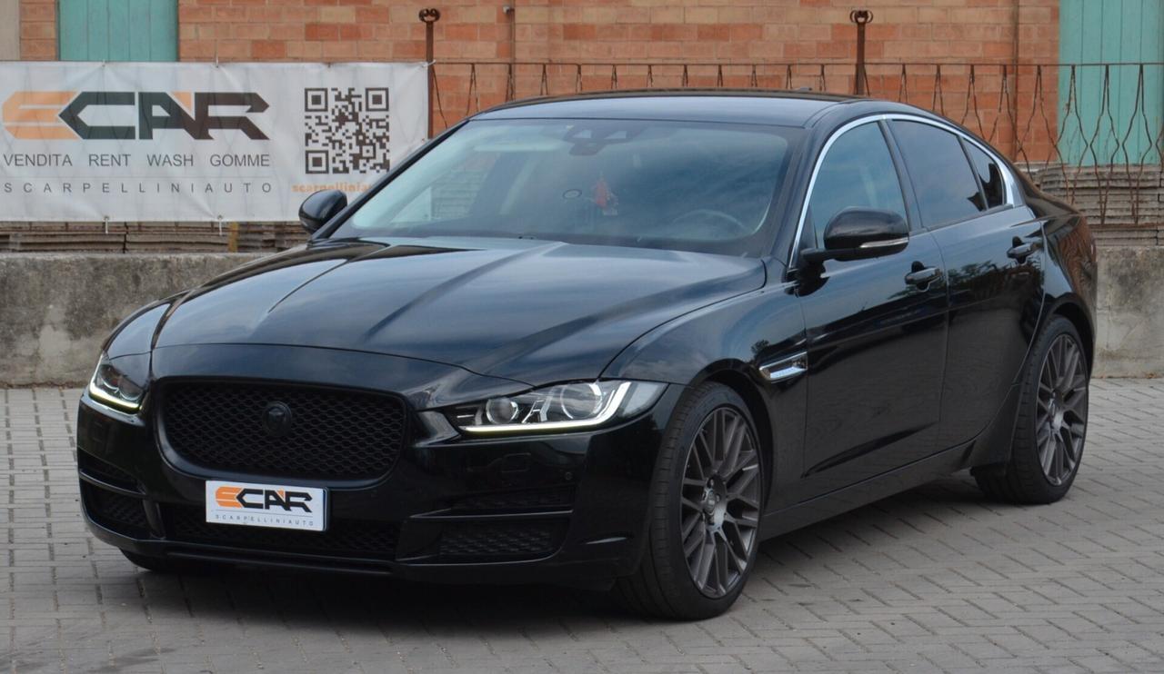 Jaguar XE 2.0 D 180 CV AWD aut. Pure