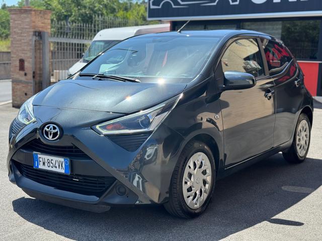 TOYOTA Aygo 1.0 VVT-i 72 CV 5 porte x-business NESSUN VINCOLO