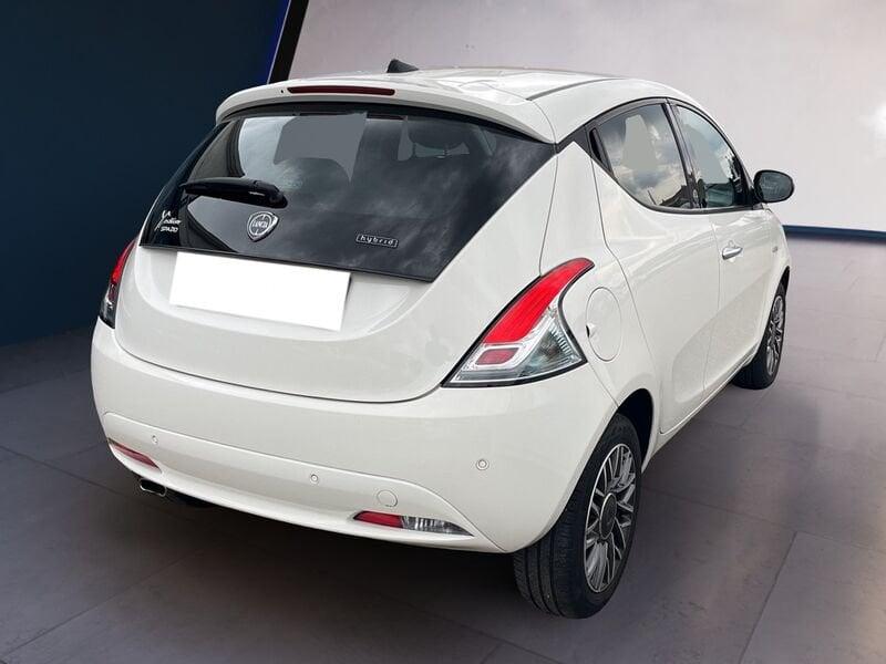 Lancia Ypsilon III 2021 1.0 firefly hybrid Gold s&s 70cv