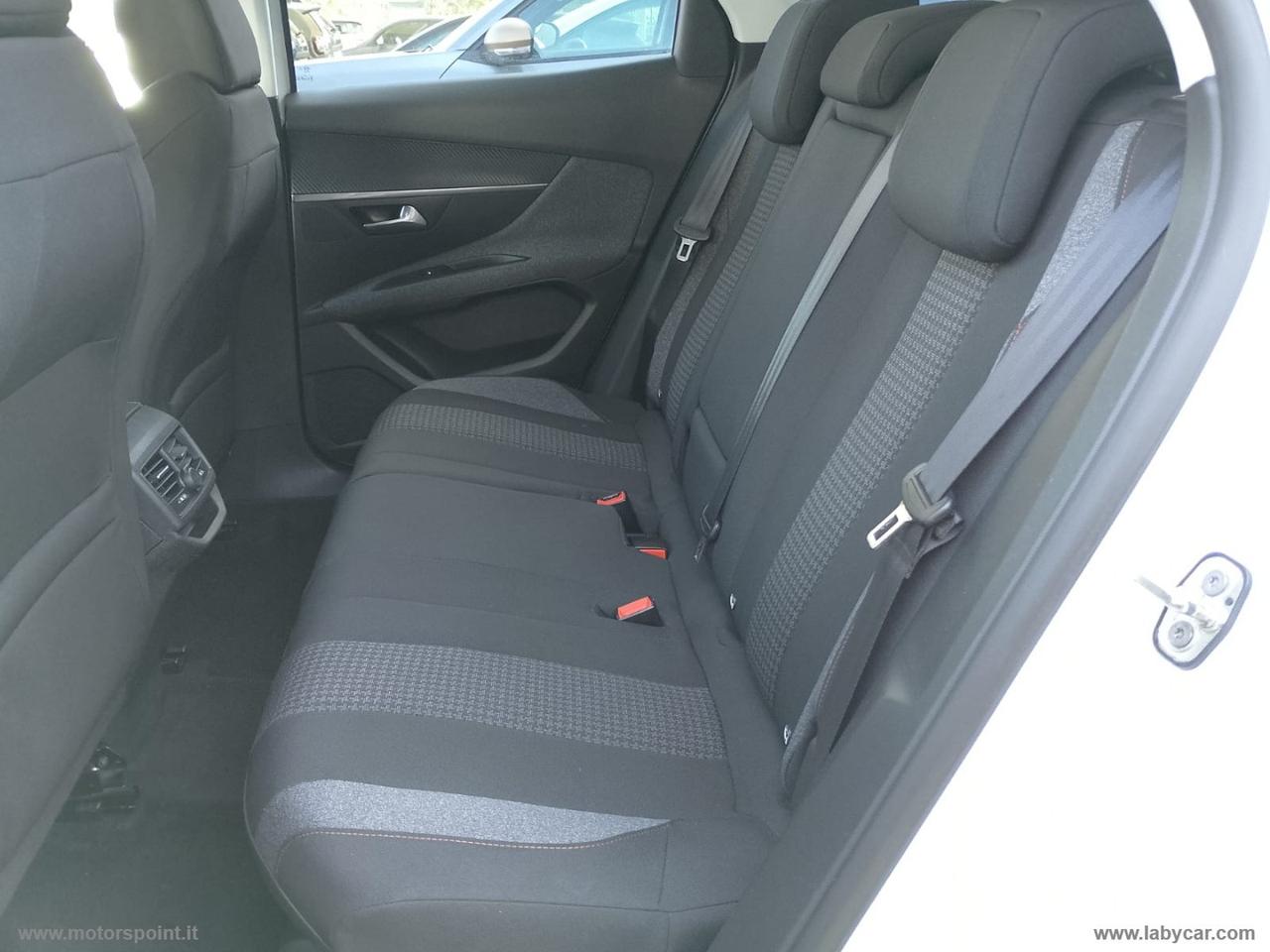 PEUGEOT 3008 BlueHDi 130 S&S Allure