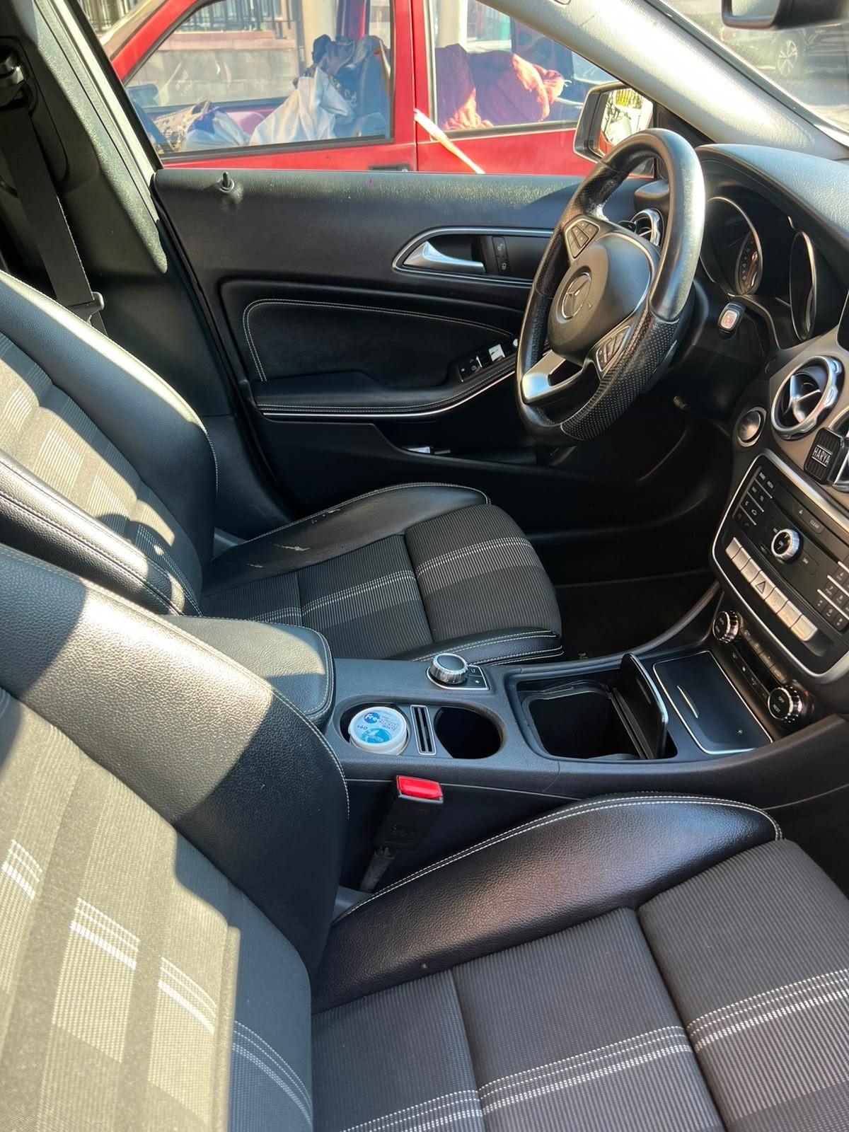 Mercedes-benz GLA 200 d Automatic 4Matic Premium
