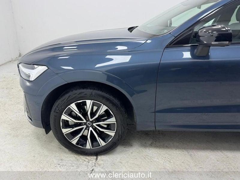 Volvo XC60 B4 (d) AWD automatico Plus Dark
