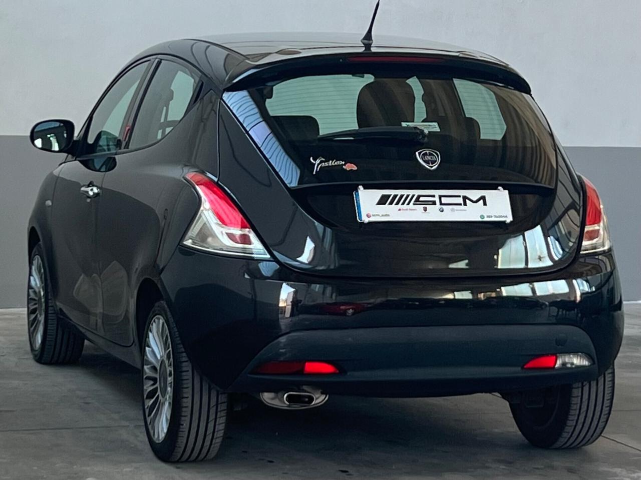 Lancia Ypsilon 1.2 69 CV 5 porte GPL PLATINUM