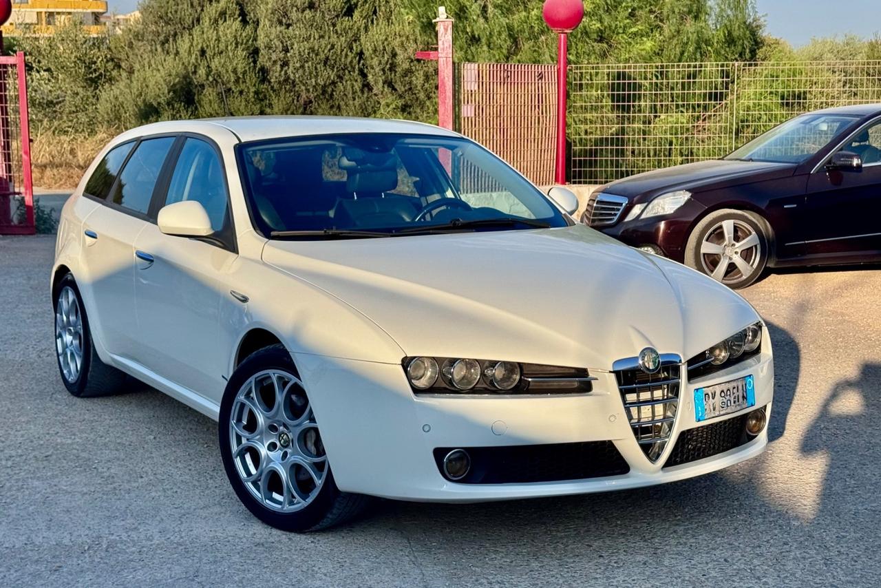 Alfa Romeo 159 2.0 JTDm Sportwagon Progression con GANCIO DI TRAINO
