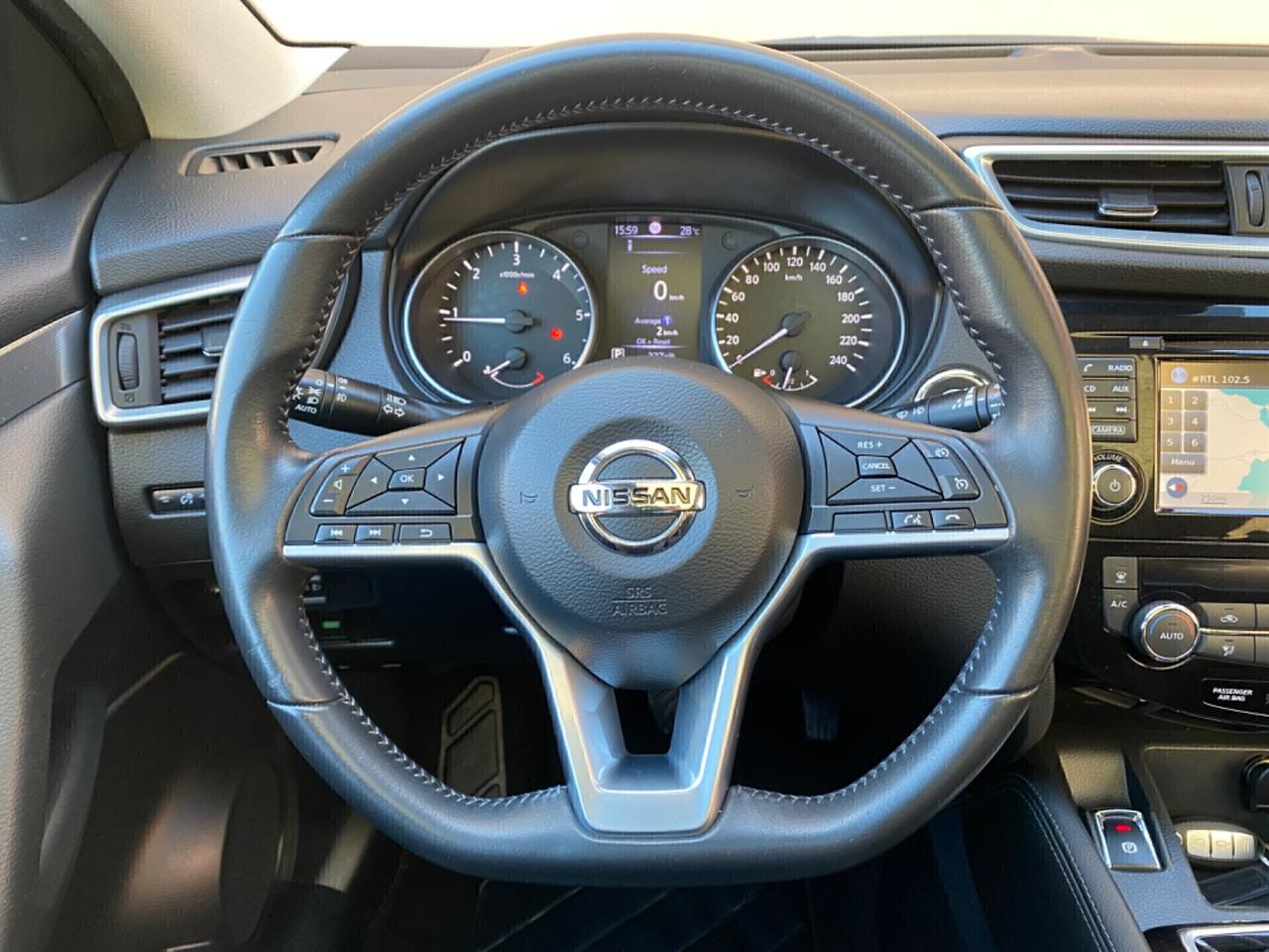 Nissan Qashqai 1.6 Automatica con tetto panoramico