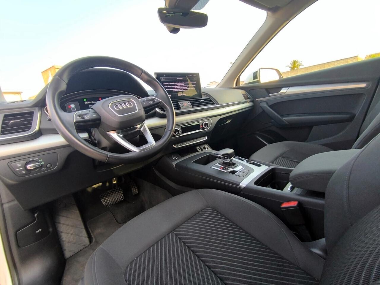 Audi Q5 40 TDI quattro S tronic Business Advanced