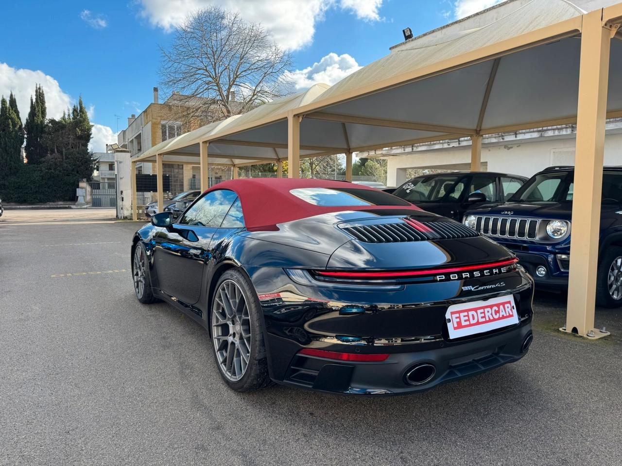 Porsche 911 992 Carrera 4S Cabriolet