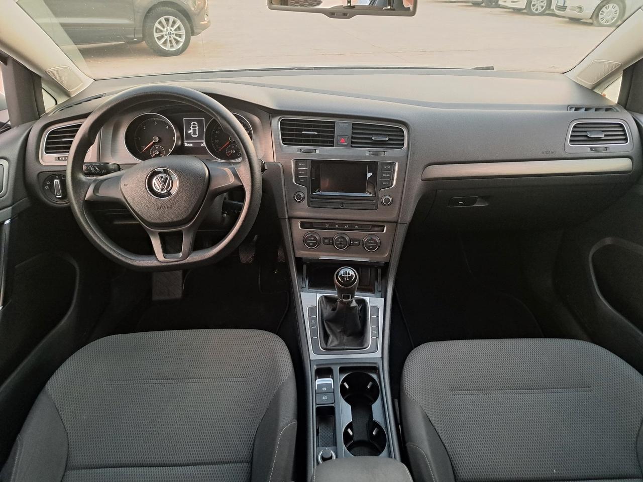 Volkswagen Golf 1.6 TDI HIGHLINE BlueMotion - 2013