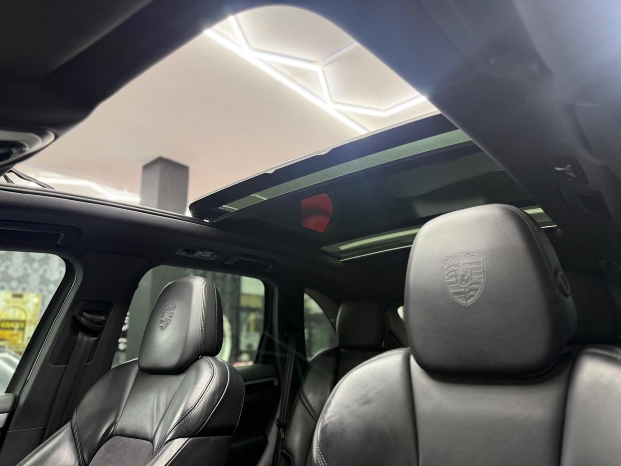 Porsche Cayenne 3.0 Diesel Platinum Edition