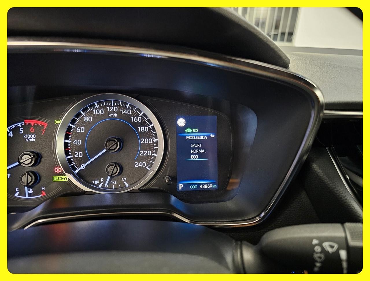 Toyota New Corolla TS 1.8 Hybrid 122CV CVT Business Garanzia