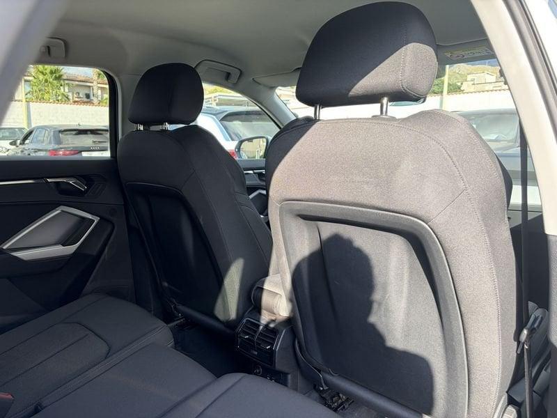 Audi Q3 SPB Business Plus 2.0 TDI 150CV S-Tronic 35
