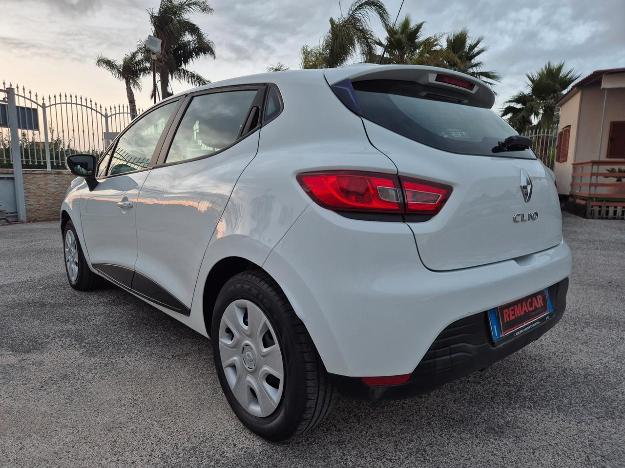 Renault CLIO 1.2 75CV GPL 5 porte RESTAYLING 2015