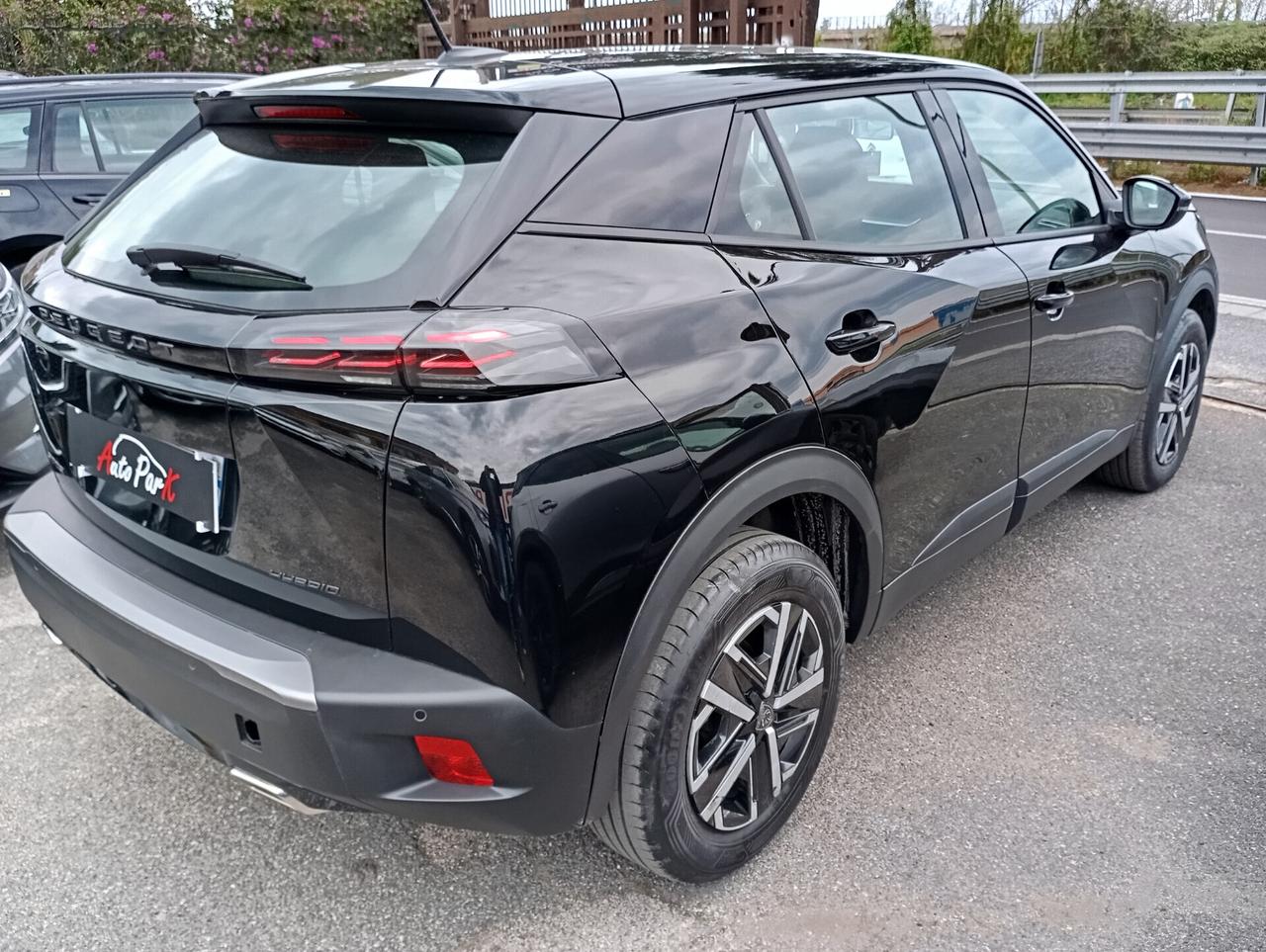 Peugeot 2008 Hybrid 145 e-DCS6 Style