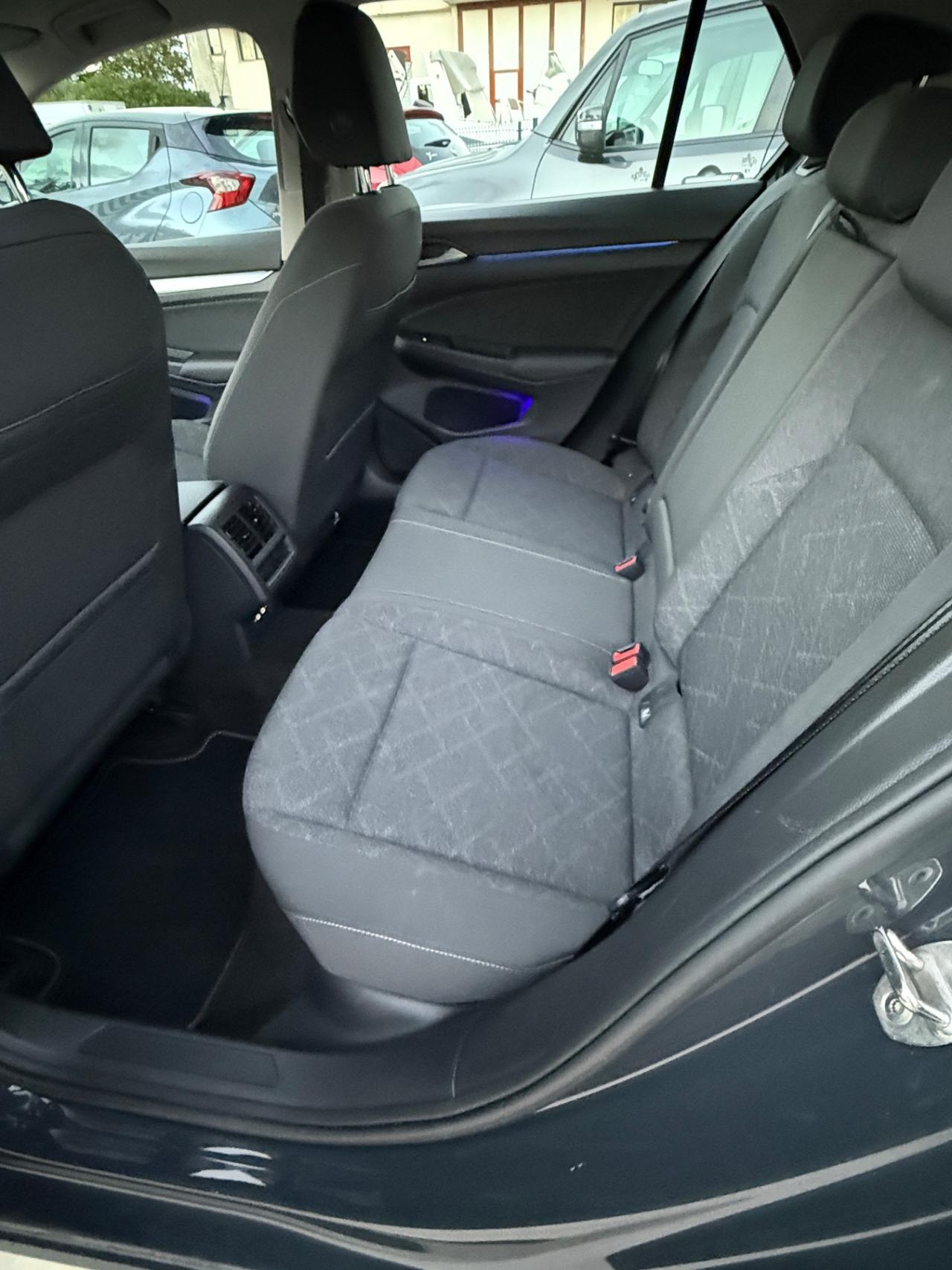 Volkswagen Golf 1.0 TSI EVO Life