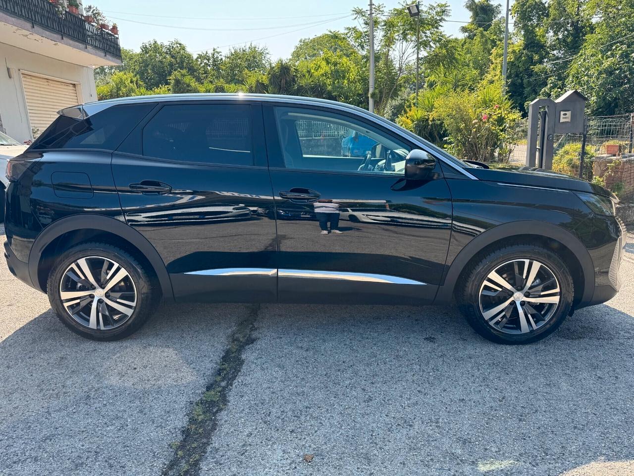 Peugeot 3008 BlueHDi 130 S&S EAT8 Allure