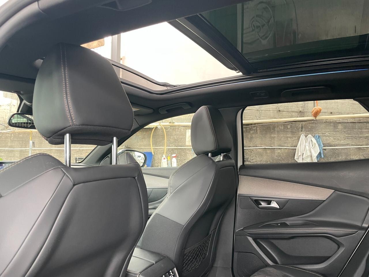 Peugeot 3008 BlueHDi 180 S&S EAT8 GT TETTO