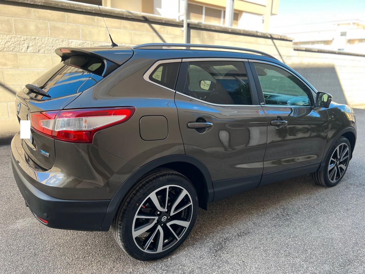 Nissan Qashqai 1.6 dci Tekna 2wd 130cv xtronic AUTOMNAVI/360. PERFETTA!!