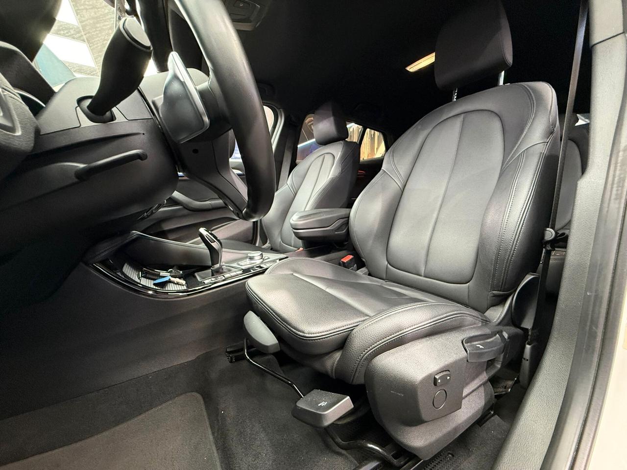 Bmw X2 sDrive18d Goldplay Edition (305)