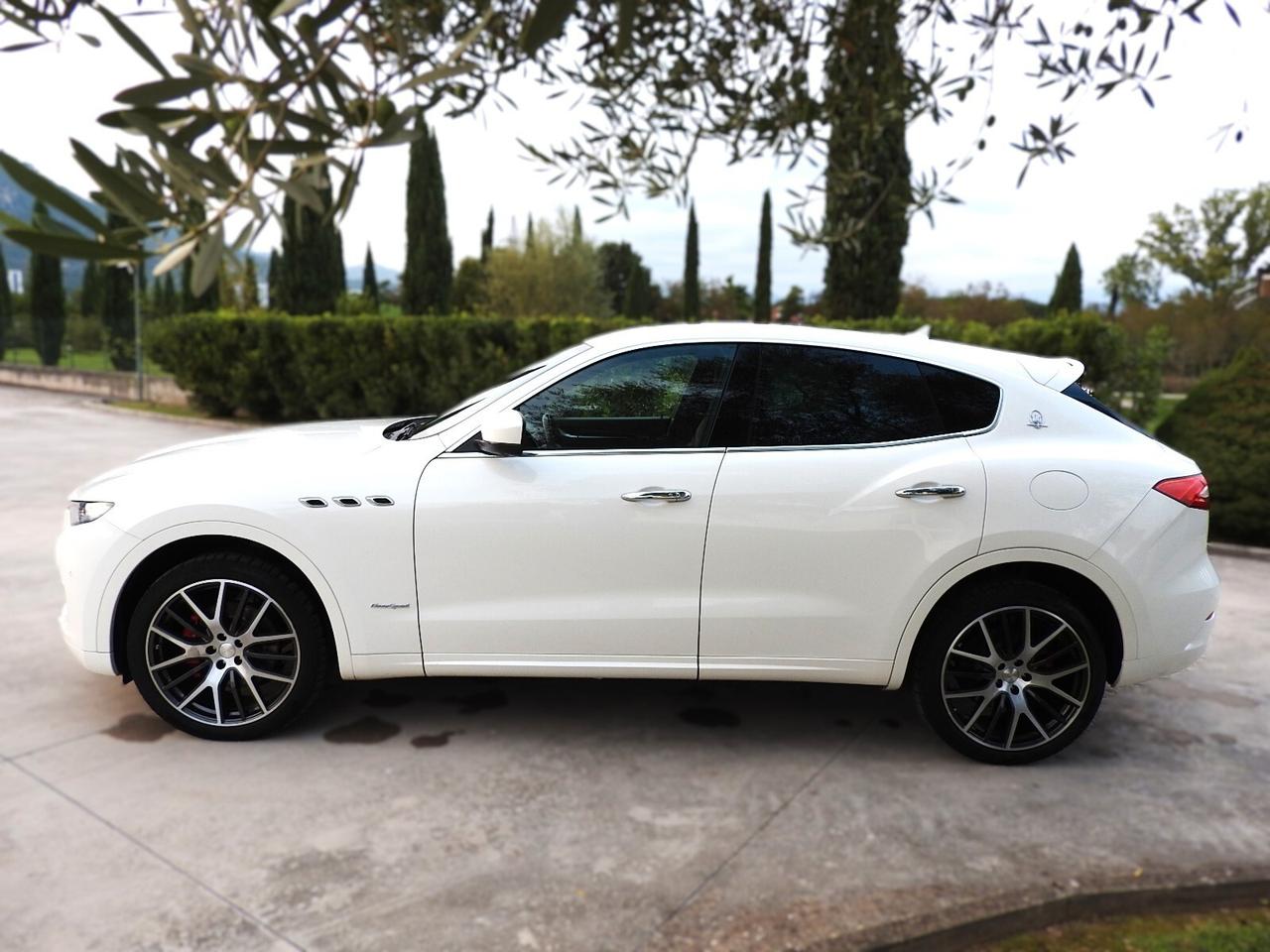 Maserati Levante V6 Diesel 275 CV AWD