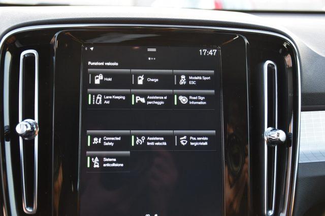 VOLVO XC40 T5 Recharge Plug-in Hybrid Inscription Expression