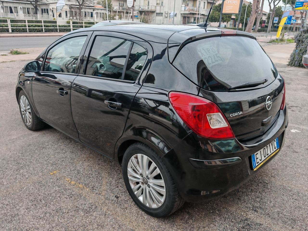 Opel Corsa 1.3 CDTI 95CV uni prop, mai incide, ok neopatentati