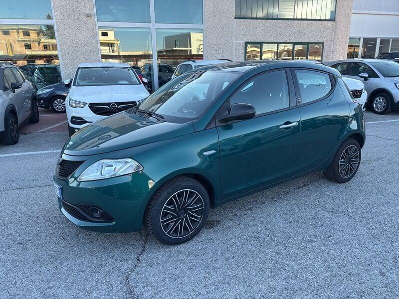 Lancia Ypsilon 1.2 69 CV 5 porte GPL Ecochic Gold