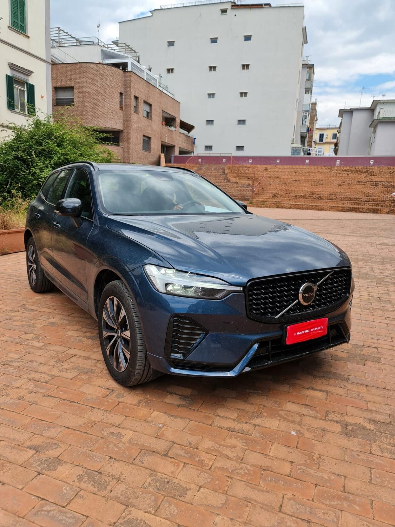 Volvo XC 60 XC60 B4 (d) automatico Plus Dark N1